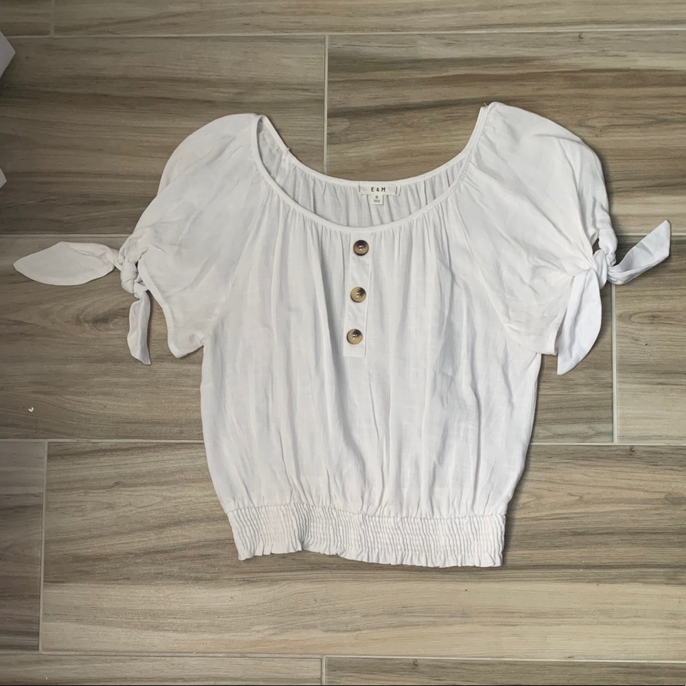 E & M White top